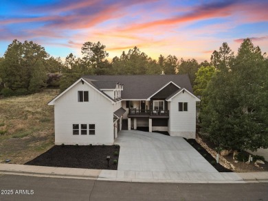 Forget cookie-cutter, this home breaks the mold. Where style on Continental Country Club in Arizona - for sale on GolfHomes.com, golf home, golf lot
