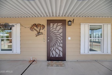 Enjoy comfortable and affordable living in the heart of Sun on Sun Lakes Country Club in Arizona - for sale on GolfHomes.com, golf home, golf lot