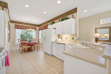 ''Snowbirds winter haven'' or perfect year round living or on Sun City Grand Golf Couse and Club in Arizona - for sale on GolfHomes.com, golf home, golf lot