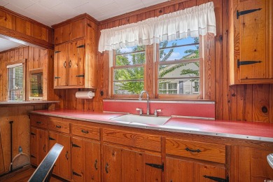 This charming 2-bedroom, 1-bath cottage with no HOA is located on Beachwood Golf Club in South Carolina - for sale on GolfHomes.com, golf home, golf lot