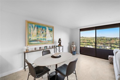 This condo is located in the popular SENIOR community of Laguna on Leisure Village Par 3 Golf Course in California - for sale on GolfHomes.com, golf home, golf lot