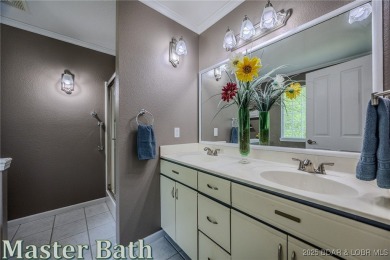 Impeccable one level home located in Indian Rock Golf Club! on Indian Rock Golf Club in Missouri - for sale on GolfHomes.com, golf home, golf lot