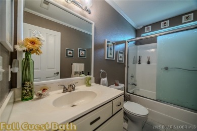 Impeccable one level home located in Indian Rock Golf Club! on Indian Rock Golf Club in Missouri - for sale on GolfHomes.com, golf home, golf lot