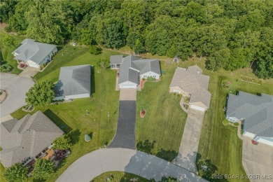 Impeccable one level home located in Indian Rock Golf Club! on Indian Rock Golf Club in Missouri - for sale on GolfHomes.com, golf home, golf lot
