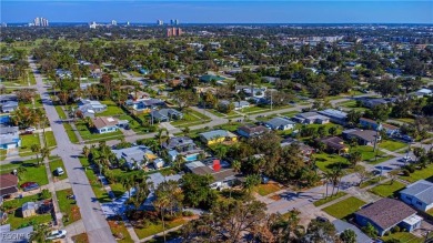 This gorgeous 4 bedroom, 2 bath pool home in the historic Palm on Fort Myers Country Club in Florida - for sale on GolfHomes.com, golf home, golf lot