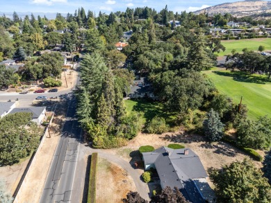 Golf Course Frontage with development potential! Come explore on Rogue Valley Country Club in Oregon - for sale on GolfHomes.com, golf home, golf lot