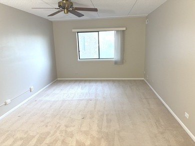 Resort living for a song! Enjoy the best of comfort and on Heather Ridge Golf Club in Illinois - for sale on GolfHomes.com, golf home, golf lot