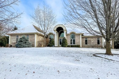 Spectacular former Parade of Homes masterpiece. A true on Wanaki Golf Course in Wisconsin - for sale on GolfHomes.com, golf home, golf lot