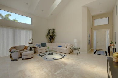 Beautiful 3 BR, 3BA home on a large pie shaped lot.Enter into a on Polo Club of Boca Raton in Florida - for sale on GolfHomes.com, golf home, golf lot
