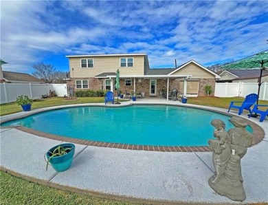 Stunning Home with Saltwater Pool  Backyard Oasis!

This is a on Willowdale Country Club in Louisiana - for sale on GolfHomes.com, golf home, golf lot