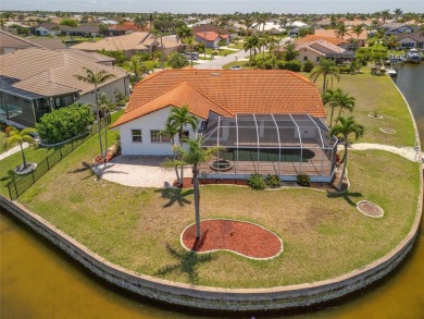 BURNT STORE ISLES! TIP LOT!  SPACIOUS 3 BEDROOM PLUS OFFICE, 3 on Twin Isles Country Club in Florida - for sale on GolfHomes.com, golf home, golf lot