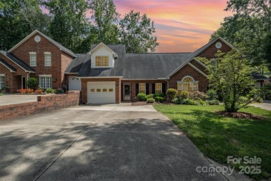 Don't miss this lovely 2 bedroom, 2 bath townhome at the on Cleveland Country Club  in North Carolina - for sale on GolfHomes.com, golf home, golf lot
