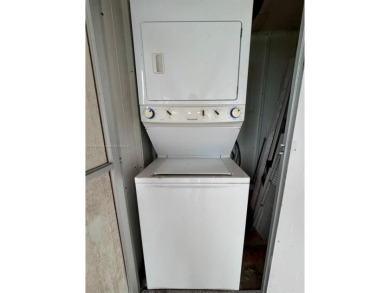 Nice spacious 2 bedroom, 2 bathroom needs some love . Washer and on Kings Point Golf -Flanders Way in Florida - for sale on GolfHomes.com, golf home, golf lot