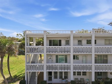 Welcome to resort-style living in the highly sought-after 55+ on On Top Of The World Golf Course in Florida - for sale on GolfHomes.com, golf home, golf lot