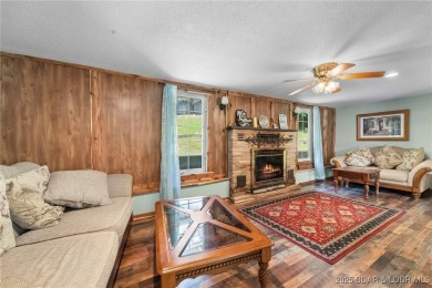 Perfect set up for someone that needs space inside and out with on Sycamore Creek Golf Club in Missouri - for sale on GolfHomes.com, golf home, golf lot