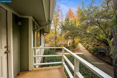 Beautiful one-bedroom, one-bath Del Monte unit offering comfort on Rossmoor Golf Course in California - for sale on GolfHomes.com, golf home, golf lot