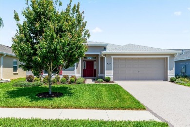 One or more photo(s) has been virtually staged. Welcome to this on Arlington Ridge Golf Club in Florida - for sale on GolfHomes.com, golf home, golf lot