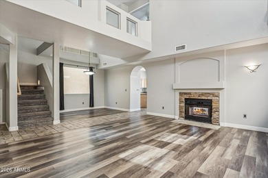 WOW!!! Mountain View and the greeny fairway of Foothill Golf on The Foothills Golf Club in Arizona - for sale on GolfHomes.com, golf home, golf lot