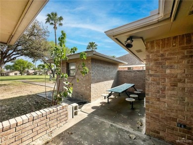 Located in Alamo Country Club sits this 2 Bed/ 2 Bath home with on Alamo Country Club in Texas - for sale on GolfHomes.com, golf home, golf lot