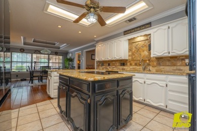 Wonderful Bentwood 3 bedroom, 4 bath home with in ground pool on Bentwood Country Club in Texas - for sale on GolfHomes.com, golf home, golf lot