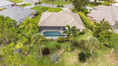 This 3 bedroom, 2 bath home has amazing views to the Royal Palm on Royal Palm Golf Club in Florida - for sale on GolfHomes.com, golf home, golf lot