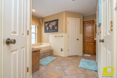Wonderful Bentwood 3 bedroom, 4 bath home with in ground pool on Bentwood Country Club in Texas - for sale on GolfHomes.com, golf home, golf lot