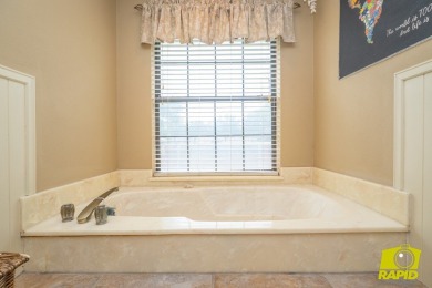 Wonderful Bentwood 3 bedroom, 4 bath home with in ground pool on Bentwood Country Club in Texas - for sale on GolfHomes.com, golf home, golf lot