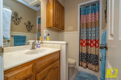 Wonderful Bentwood 3 bedroom, 4 bath home with in ground pool on Bentwood Country Club in Texas - for sale on GolfHomes.com, golf home, golf lot