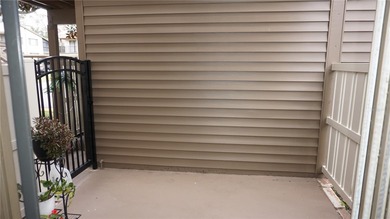 BEACON WOODS - WEDGEWOOD 1ST FLOOR CONDO, 55+ GOLF COURSE on Beacon Woods Golf Club in Florida - for sale on GolfHomes.com, golf home, golf lot