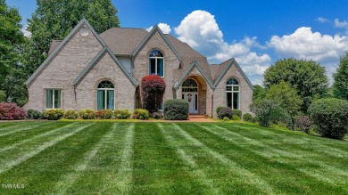 **Distinguished Executive Residence on Glenrochie Golf Course | on  in Virginia - for sale on GolfHomes.com, golf home, golf lot