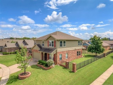 Discover this beautifully cared for 4-bedroom, 2 1/2  bath home on Broken Arrow Golf and Athletic Club in Oklahoma - for sale on GolfHomes.com, golf home, golf lot