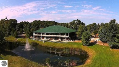 Recently renovated studio condo right in the heart of Shanty on Shanty Creek Golf Course in Michigan - for sale on GolfHomes.com, golf home, golf lot
