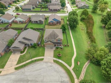 Discover this beautifully cared for 4-bedroom, 2 1/2  bath home on Broken Arrow Golf and Athletic Club in Oklahoma - for sale on GolfHomes.com, golf home, golf lot