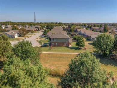 Discover this beautifully cared for 4-bedroom, 2 1/2  bath home on Broken Arrow Golf and Athletic Club in Oklahoma - for sale on GolfHomes.com, golf home, golf lot