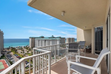Enjoy the resort lifestyle in this three bedrooom three bath end on Seascape Golf Course in Florida - for sale on GolfHomes.com, golf home, golf lot