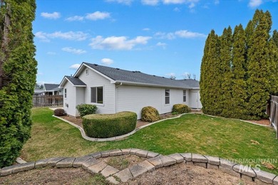 Wonderful home in an established neighborhood that has been very on Lakeview Golf Club in Idaho - for sale on GolfHomes.com, golf home, golf lot