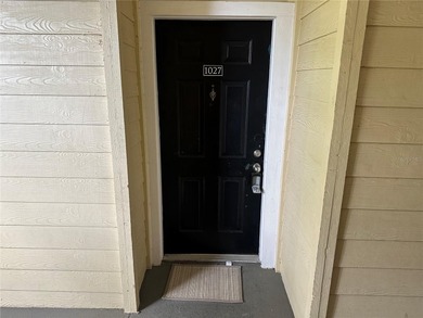 Great for Investors!! A stunning first-floor condo located in a on MetroWest Golf Club in Florida - for sale on GolfHomes.com, golf home, golf lot