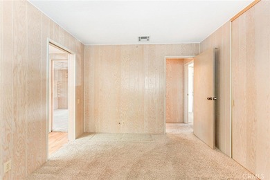 THE SELLER IS MOTIVATED! LARGE PRICE IMPROVEMENT! Step into your on Colonial Country Club in California - for sale on GolfHomes.com, golf home, golf lot