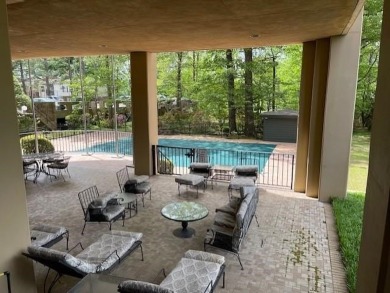 Wonderful first floor condo rarely available in Fairway Towers on Chickasaw Country Club in Tennessee - for sale on GolfHomes.com, golf home, golf lot