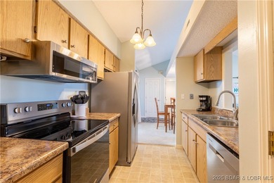 Location, Lifestyle & Convenience, this 1 has It All! Welcome to on The Oaks Golf Course in Missouri - for sale on GolfHomes.com, golf home, golf lot