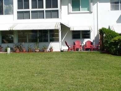 2 BR/1 BATH Pompano Beach Private Golf Community.  FIRST FLOOR on Leisureville Community Association in Florida - for sale on GolfHomes.com, golf home, golf lot