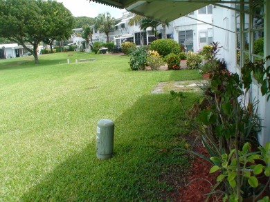 2 BR/1 BATH Pompano Beach Private Golf Community.  FIRST FLOOR on Leisureville Community Association in Florida - for sale on GolfHomes.com, golf home, golf lot