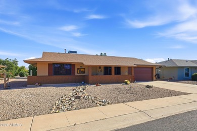 Adorable Apache Model Home In The Heart Of Phase 2 Of Sun City on Sun City Lakes West and East in Arizona - for sale on GolfHomes.com, golf home, golf lot