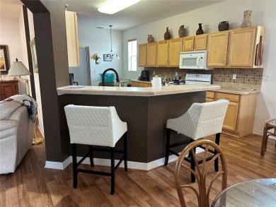 MOTIVATED SELLER!  Thinking about retirement, then look no on On Top of the World Golf Course in Florida - for sale on GolfHomes.com, golf home, golf lot