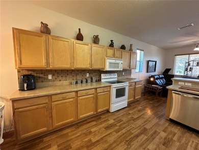 MOTIVATED SELLER!  Thinking about retirement, then look no on On Top of the World Golf Course in Florida - for sale on GolfHomes.com, golf home, golf lot