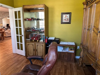 MOTIVATED SELLER!  Thinking about retirement, then look no on On Top of the World Golf Course in Florida - for sale on GolfHomes.com, golf home, golf lot