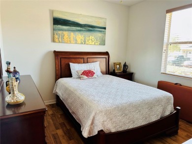 MOTIVATED SELLER!  Thinking about retirement, then look no on On Top of the World Golf Course in Florida - for sale on GolfHomes.com, golf home, golf lot