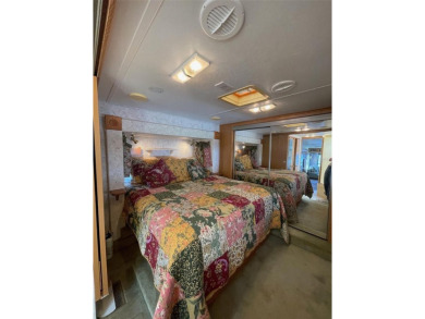 FLORIDA WATERFRONT PROPERTY. AFFORDABLE EASY LIVING. WELCOME TO on Cypress Point RV Golf Club in Florida - for sale on GolfHomes.com, golf home, golf lot