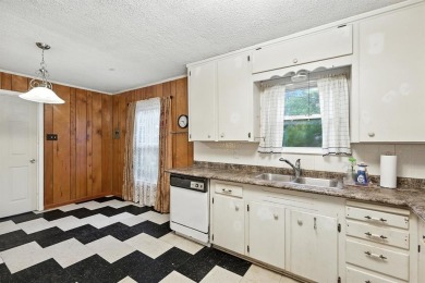 This charming single-story home offers 3 bedrooms, 1.5 bathrooms on Diamond Oaks Golf and Country Club in Texas - for sale on GolfHomes.com, golf home, golf lot