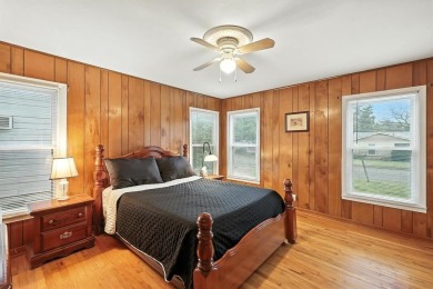 This charming single-story home offers 3 bedrooms, 1.5 bathrooms on Diamond Oaks Golf and Country Club in Texas - for sale on GolfHomes.com, golf home, golf lot